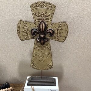 Decorative Fleur-de-Lis Cross